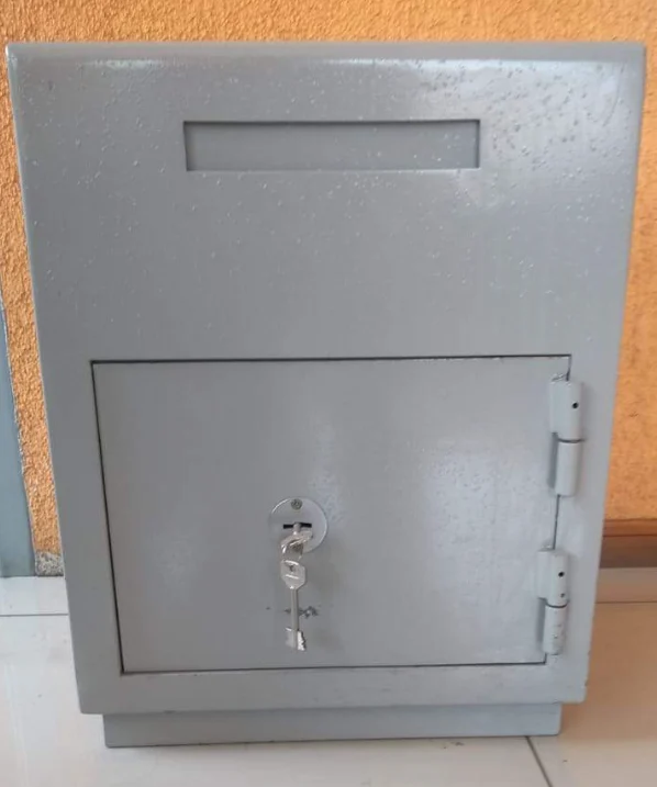 Caja Modelo SP540 Buzón 3